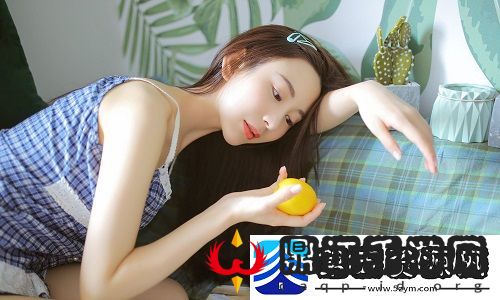 《丰满的女邻居》三级